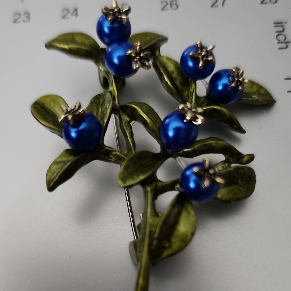 Cobalt Blueberry Branch Brooch – Nature Inspired - Picture 4 of 4